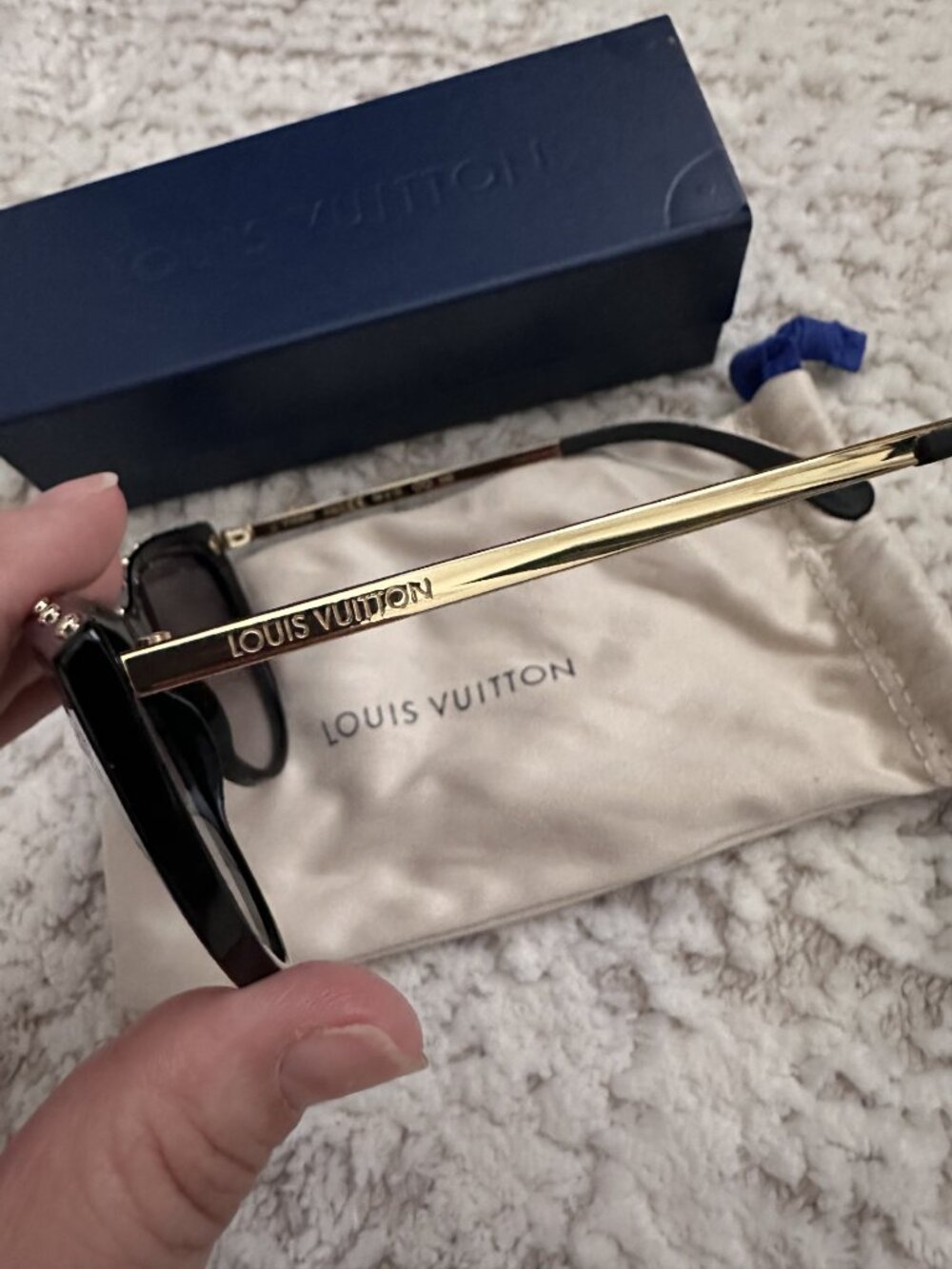 Louis Vuitton cat eye sunglasses - Picture 5 of 12